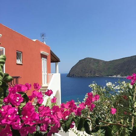 Villa Vista Mare Mela Липари Екстериор снимка