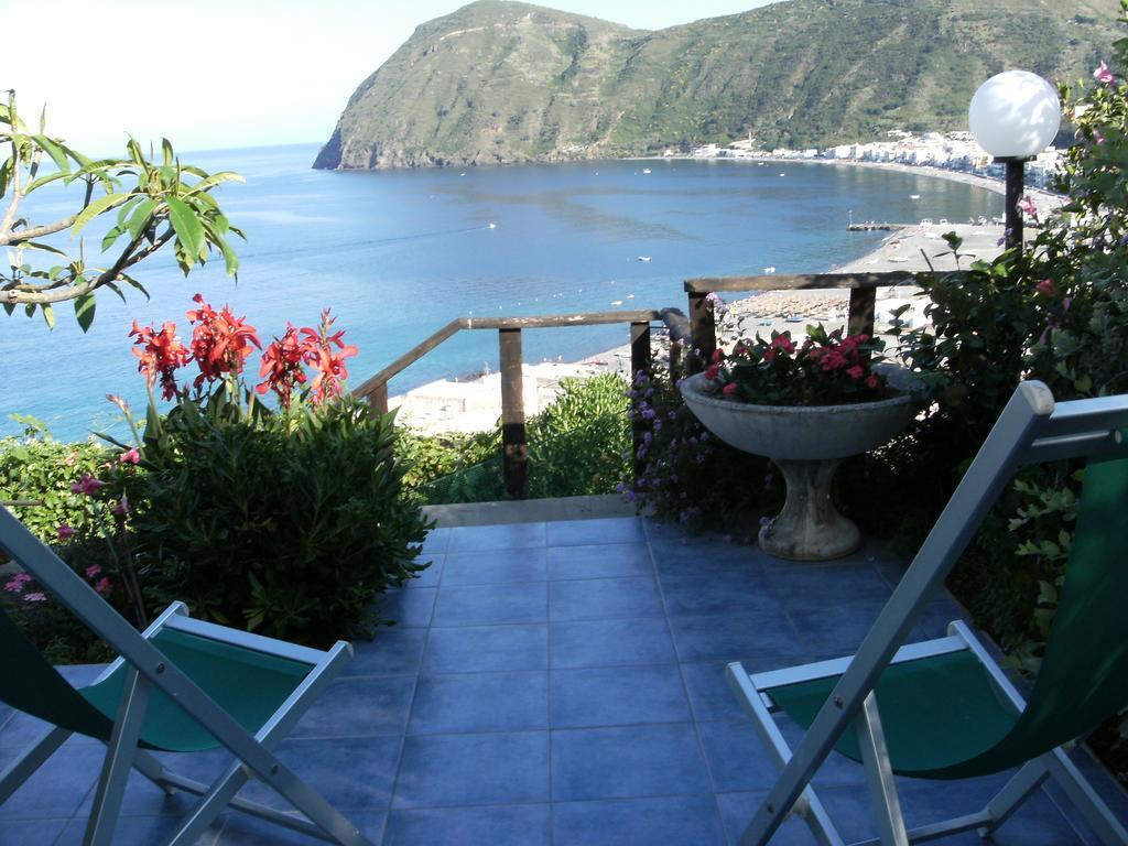 Villa Vista Mare Mela Липари Екстериор снимка