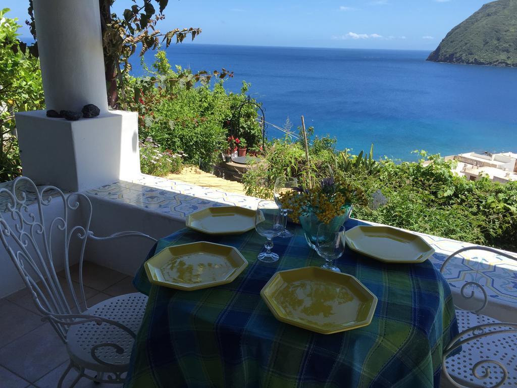 Villa Vista Mare Mela Липари Екстериор снимка