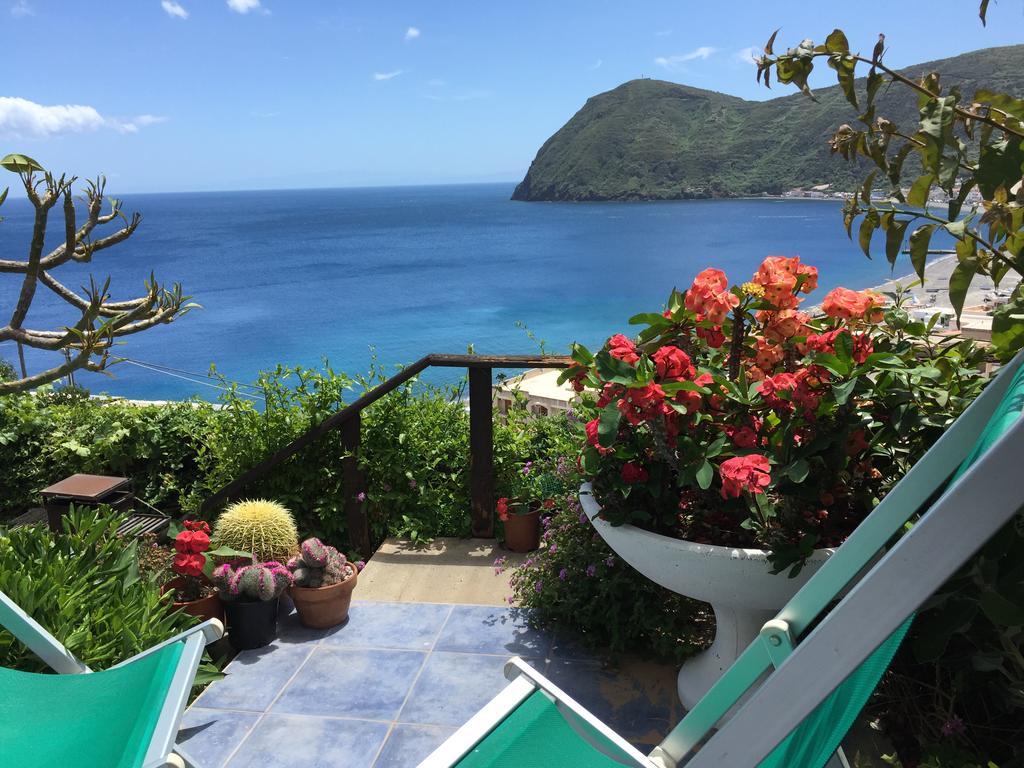 Villa Vista Mare Mela Липари Екстериор снимка