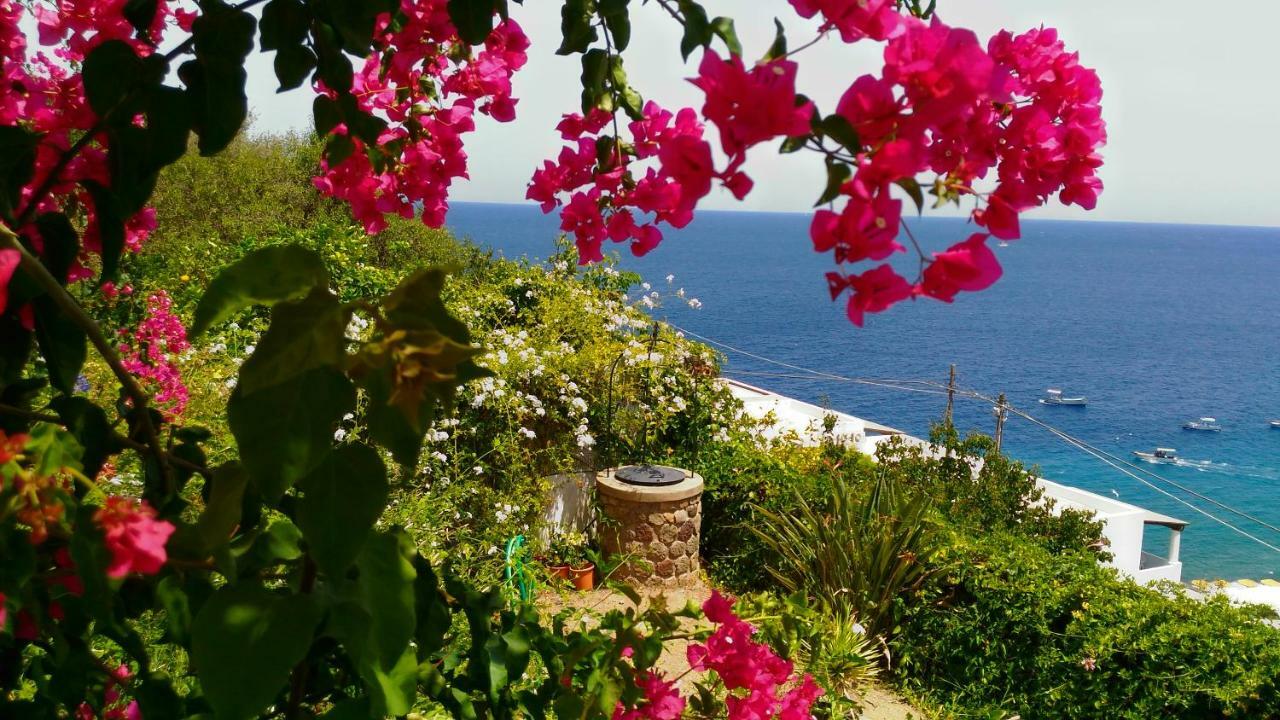 Villa Vista Mare Mela Липари Екстериор снимка