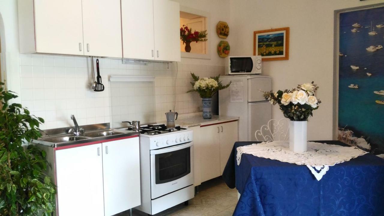 Villa Vista Mare Mela Липари Екстериор снимка